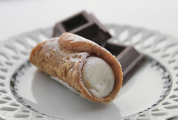 Italian mini cannoli